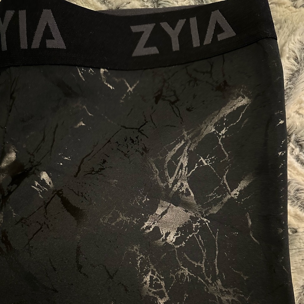 Zyia black leggings size 14-16 - Picture 3 of 3